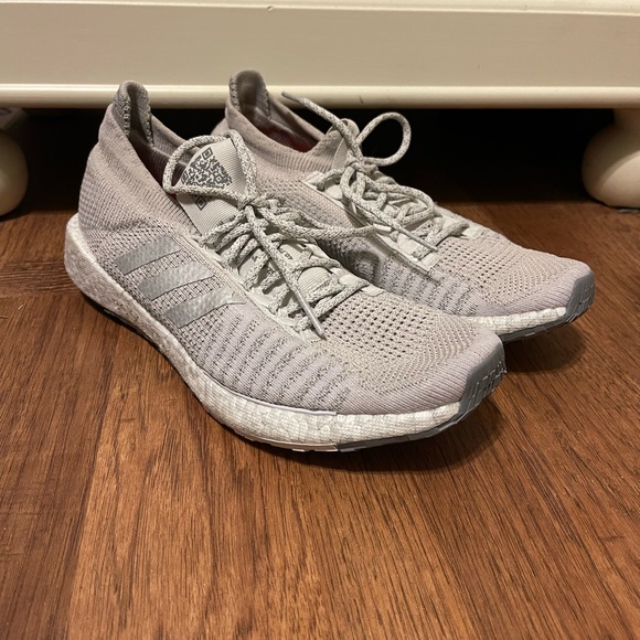 Adidas Boost Pulseboost HD Limited Grey and Silver Mens 9.5 - Picture 1 of 4